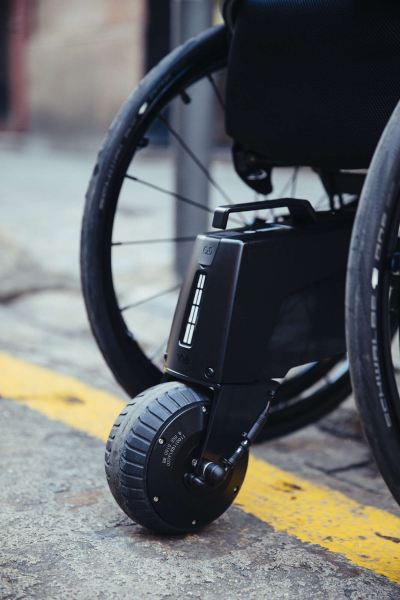 Smoov One - napęd do wózka inwalidzkiego