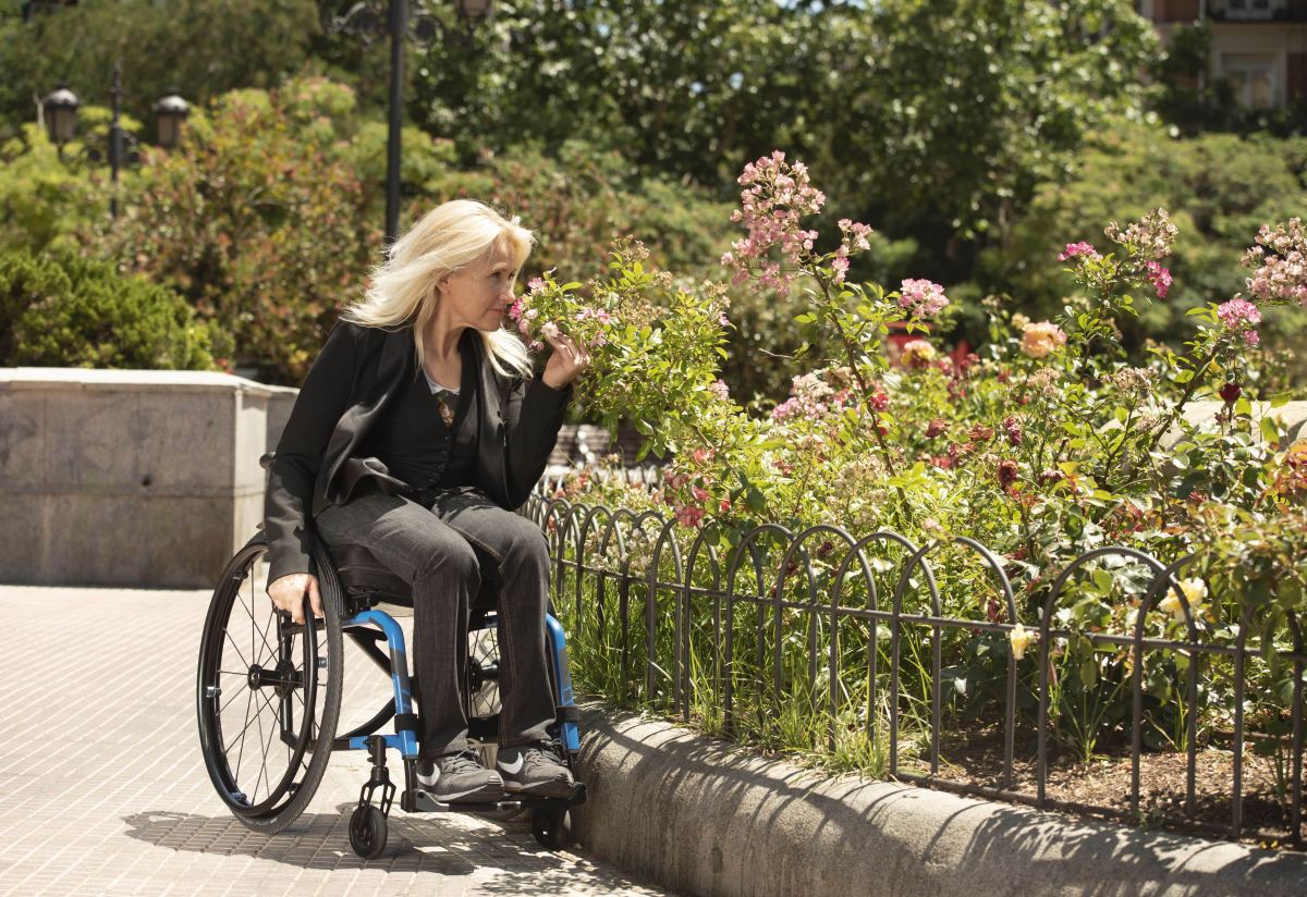 Co wpływa na wygodę korzystania z wózka inwalidzkiego?